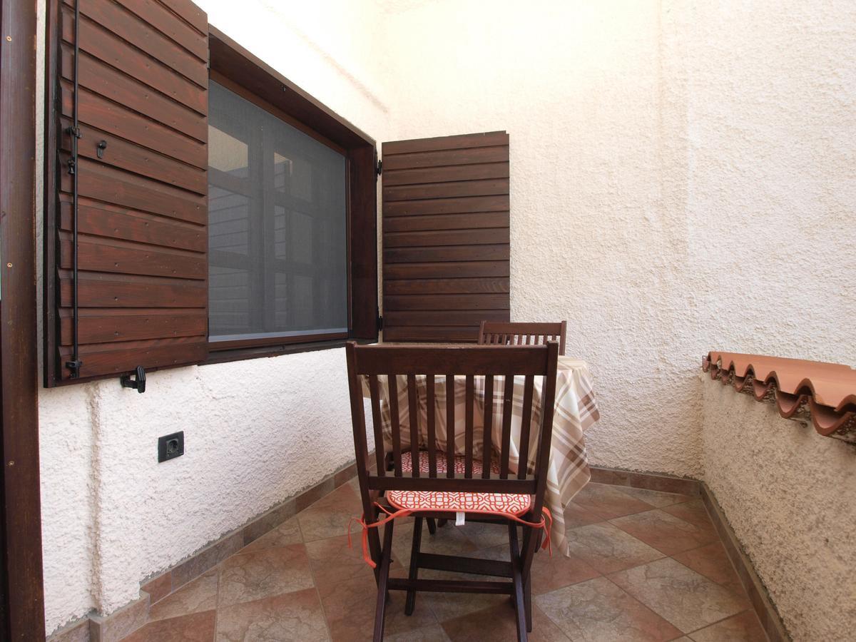 Apartments Nenad 1720 Premantura Exterior foto